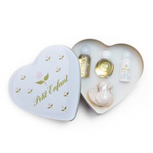 Petit Enfant Lata Corazón